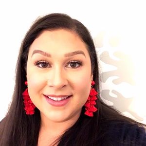 Meet your Posher, Michele